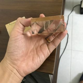 Chận giấy/đôn tượng mica cao cấp