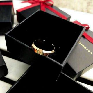 NHẪN D W SALE