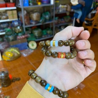 Vòng trầm hương mix nu thống bạch ngọc