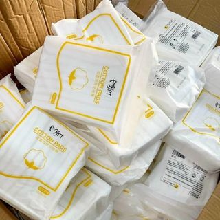 Bông tẩy trang cotton pads 3 lớp 222 miếng
