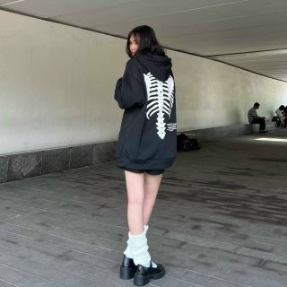 Áo khoác thun nỉ logo white adam form dưới 70kg