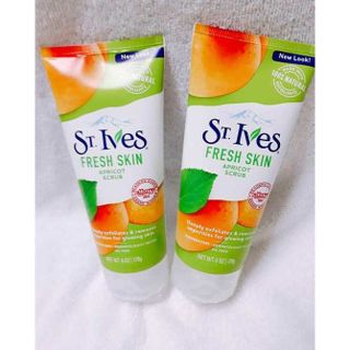 Sữa Rửa Mặt tẩy St. Ives Tươi Mát Hương Mơ tẩy tế bào chết 170g
