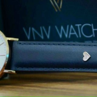 ĐỒNG HỒ CHARM TRÁI TIM D W