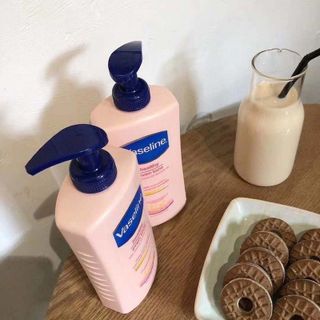 Sữa Dưỡng Thể Vaseline Healthy Even Tone, Dưỡng Trắng Da Toàn Thân 400ml.