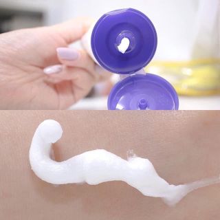 Sửa rữa mặt sáng da - Hatomugi