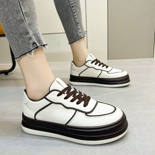 Giày thể thao nữ màu trắng viền đen chất da mềm 44