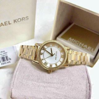 ĐỒNG HỒ MICHAEL KORS NHÍ MK3682 HOT