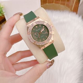 Đồng hồ dây silicon Davena