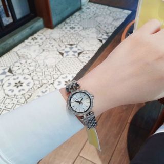 ĐỒNG HỒ MICHAEL KORS NHÍ NỮ CAO CẤP HOT