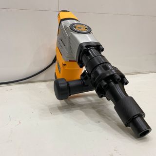 Máy đục bê tông INGCO