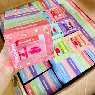 Set dưỡng + tẩy tế bào môi