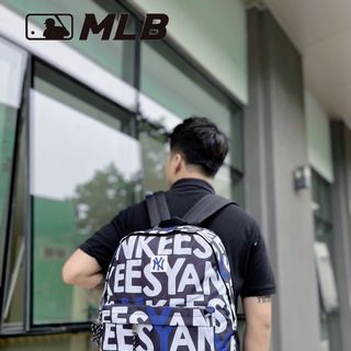 balo thời trang nam, ba lô nam, chất liệu 100% polyester• Logo in nhiệt chuẩn hãng, Form mút dày dặn  • Size | 43cm x 34cm x 15cm