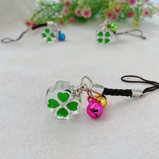 Móc khoá cỏ 4 lá khắc tên hạt gạo theo yêu cầu