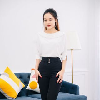 Áo cổ đỗ xếp ly