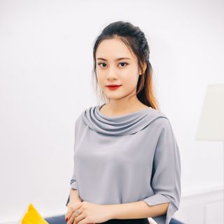 Áo cổ đỗ xếp ly