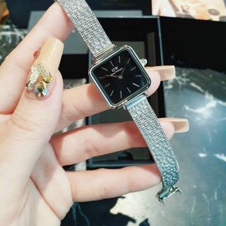 ĐỒNG HỒ D W DÂY LƯỚI VUÔNG NỮ