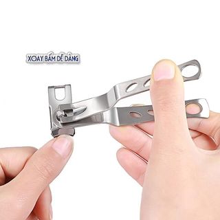 Kềm Cắt Bấm móng tay, móng chân xoay 360 độ cắt được các góc cạnh vô cùng dễ dàng và tiện lợi cho gia đình