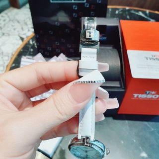 ĐỒNG HỒ TISSOT DA NHÍ NỮ TRUNG CẤP
