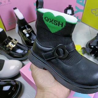 giày boots trẻ em chất da mềm cổ chun co giãn S3460