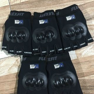 Găng tay phượt gù cụt ngón
