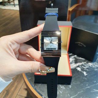 ĐỒNG HỒ DMAX NỮ VUÔNG CHÍNH HÃNG