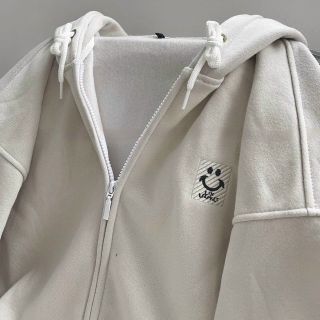 Áo chống nắng thun nỉ logo thêu mặt cười form đẹp xuất sắc