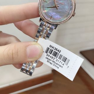 Đồng hồ nữ Michael Kors size 26mm mặt khảm trai siêu đẹp