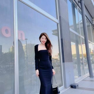 ĐẦM ÔM VẢI DA CÁ MÃ ST37