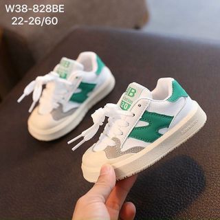 Giày thể thao trẻ em họa tiết chữ N W38
