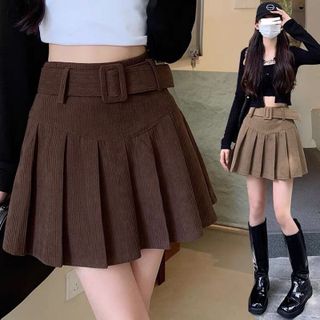 Chân váy nhung xếp ly kèm đai dáng xòe