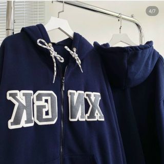 Áo khoác logo in XNGK nỉ mịn mát form rộng dưới 68kg