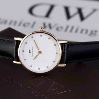 ĐỒNG HỒ DANIEL WELLlNGTON CLASSY DA NỮ CAO CẤP