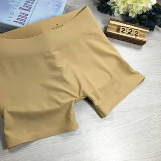 QUẦN ĐỘN MÔNG ĐÙI 222