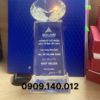 [ Biểu trưng, kỷ niệm chương giá rẻ - ]