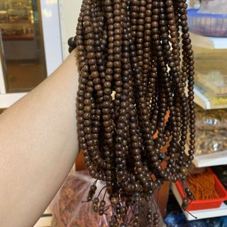 Tràng hạt gỗ mun công dả trầm hương
