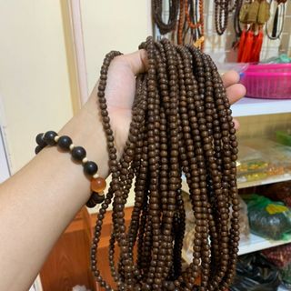 Tràng hạt gỗ mun công dả trầm hương