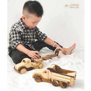 Bộ 4 Xe Công Trình Siêu Đẳng ( Xe Ben, Xe Cẩu, Xe Đầu Kéo, Xe Xúc ) Chất Liệu 100% Gỗ Tự Nhiên - Chàng Trai Gỗ