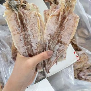 Mực khô size 70-80 con/kg, hàng gim, đều con, đẹp