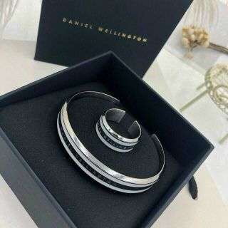 NHẪN D W TRANG SỨC SALE