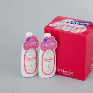 Kem dưỡng trắng da body toàn thân HÀN QUỐC LOVELYAN ONEDAY BRIGHTENNER | NKB STORE ĐỘC QUYỀN