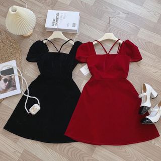 VÁY NHUNG TAY HẾN - KIỂU DÁNG ĐI TIỆC