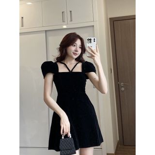 VÁY NHUNG TAY HẾN - KIỂU DÁNG ĐI TIỆC