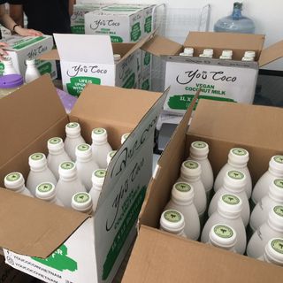 Nước cốt dừa tươi Youcoco chai 1l