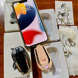 SẠC DỰ PHÒNG KÈM MÓC KHÓA