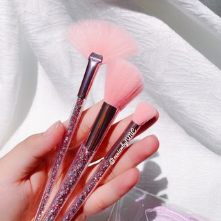 Bộ cọ trang điểm Pha Lê Ruby Face, sỉ 65k/bộ 3 cọ cao cấp & 2 bông hồ lô