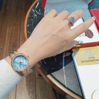 ĐỒNG HỒ GUCCl XINH XINH