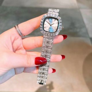 ĐỒNG HỒ ROLLEX NỮ VUÔNG NEW2022