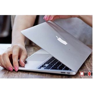 MacBook Air 2015 11-inch Core i5 4GB _(Like New)