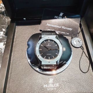ĐỒNG HỒ HUBLOT NIỀN TRƠN CƠ NAM