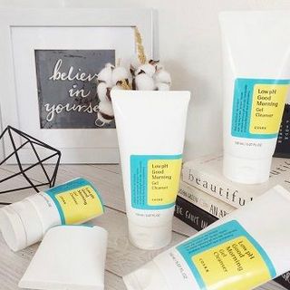 [Loại 150ml] Sữa Rửa Mặt Cosrx Low PH Good Morning Gel Cleanser Dạng Gel Chiết Từ Dầu Cây Trà